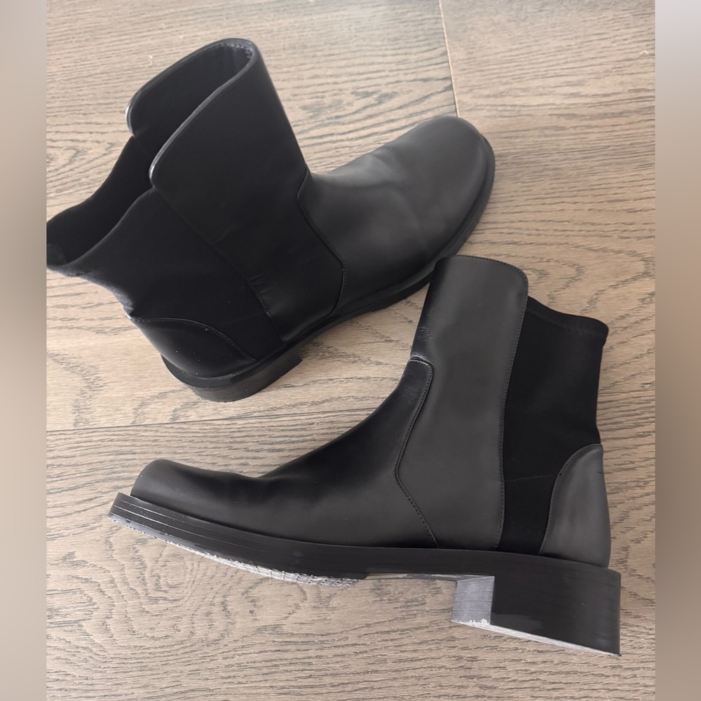 Stuart Weitzman 5050 bold bootie black leather 8